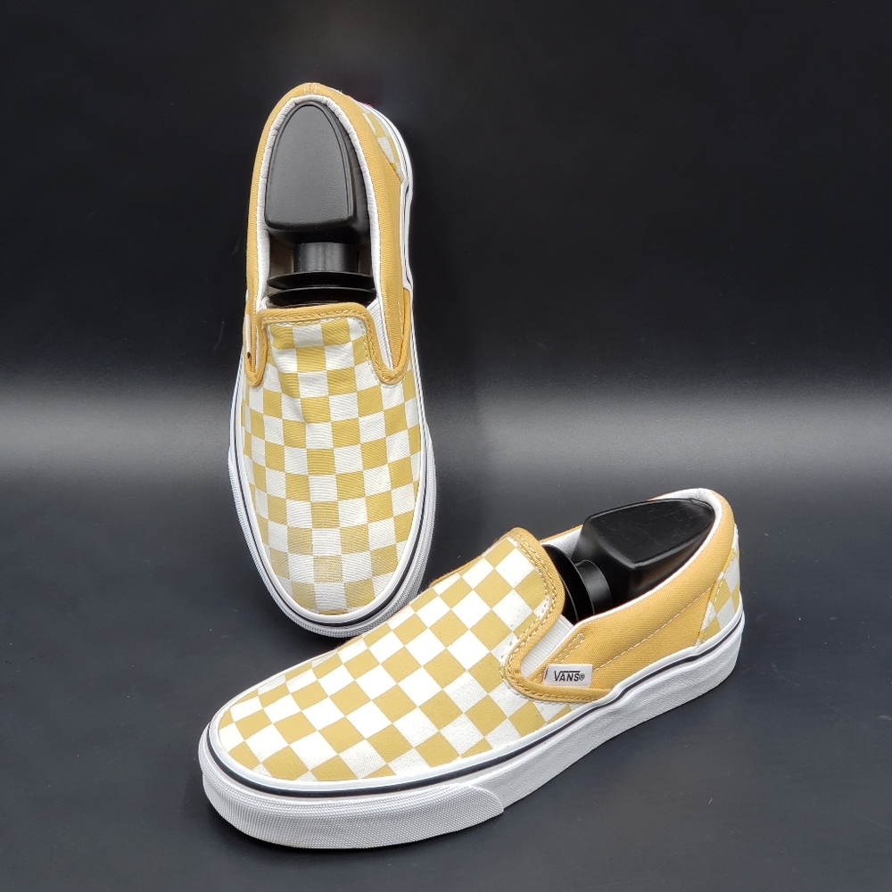 VANS CHECKERBOARD CLASSIC SLIP-ON SNEAKER  WOMEN'S SIZE 6 OCHRE YELLOW